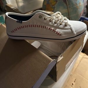 Keds kickstart baseball sneaker new in box